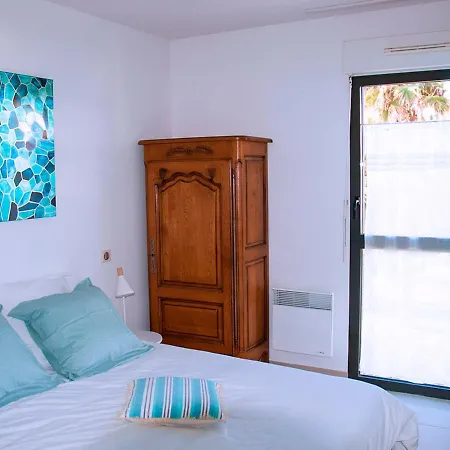 Spacieux T3, Sejour Climatise, Classe 4etoiles A 50m Des Plages Dans De Standing Protegee Apartment *