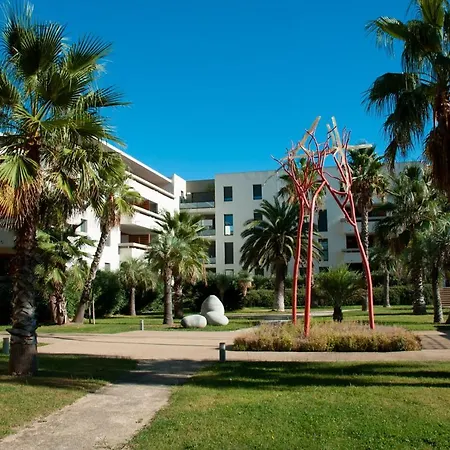 Spacieux T3, Sejour Climatise, Classe 4etoiles A 50m Des Plages Dans De Standing Protegee Sete
