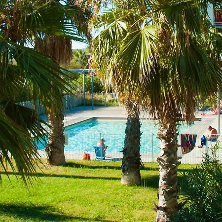 Spacieux T3, Sejour Climatise, Classe 4etoiles A 50m Des Plages Dans De Standing Protegee