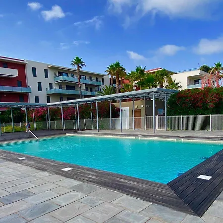 Spacieux T3, Sejour Climatise, Classe 4etoiles A 50m Des Plages Dans De Standing Protegee Apartment *