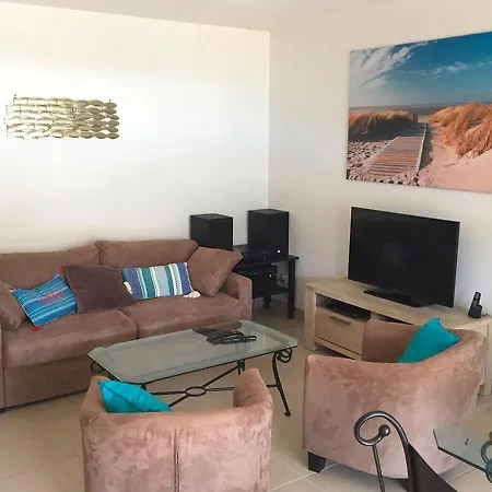 Apartment Spacieux T3, Sejour Climatise, Classe 4etoiles A 50m Des Plages Dans De Standing Protegee